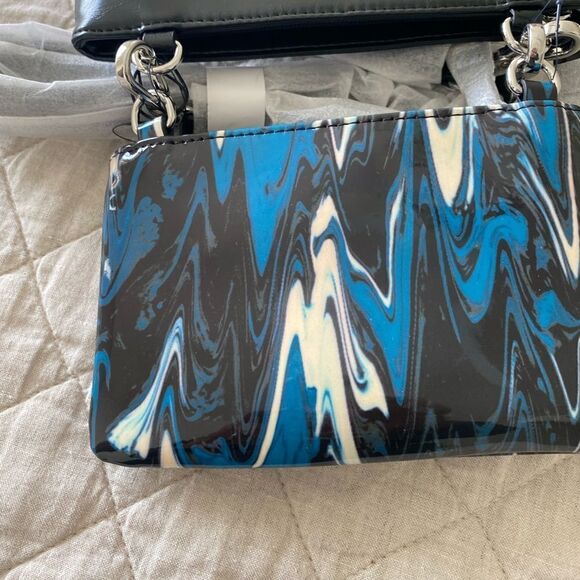 💼NWT Malibu Convertible Wristlet, Circus by Sam Edelman, Versatile, Multi Use - Picture 8 of 12